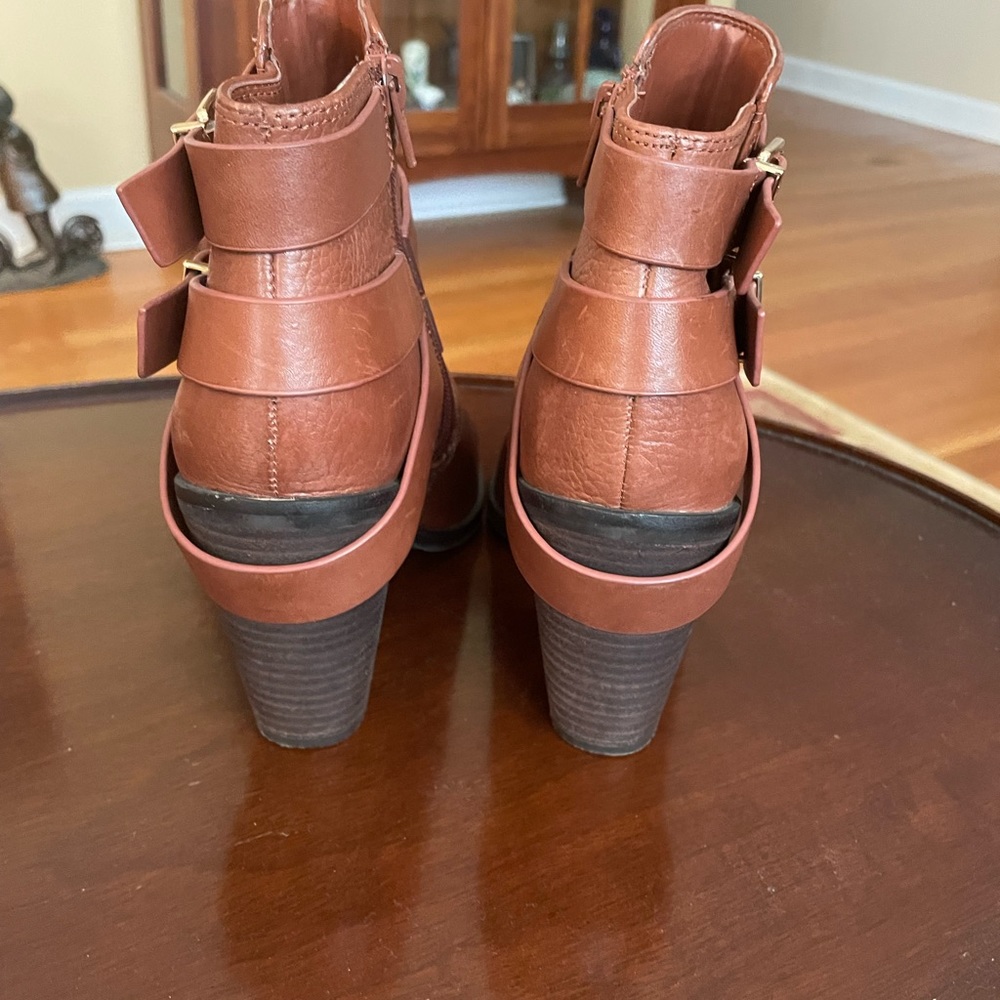 Gianni‎ Bini bootie with heel - Picture 4 of 5